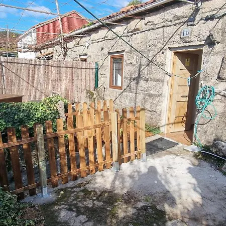 Tipica Casa De Piedra Santiago de Compostela