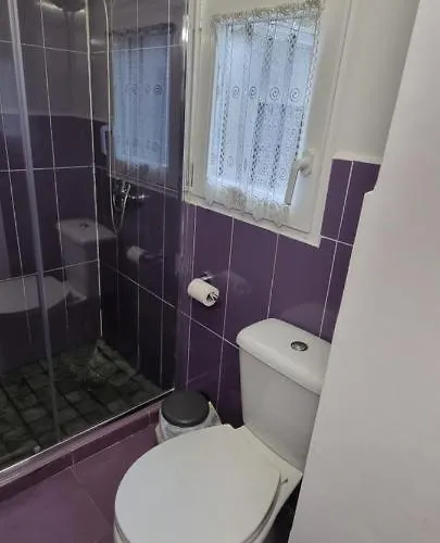 Tipica Casa De Piedra * Santiago de Compostela