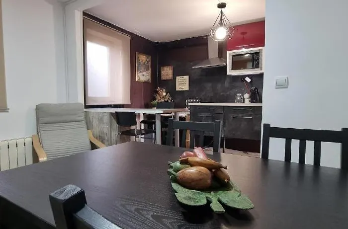 Tipica Casa De Piedra