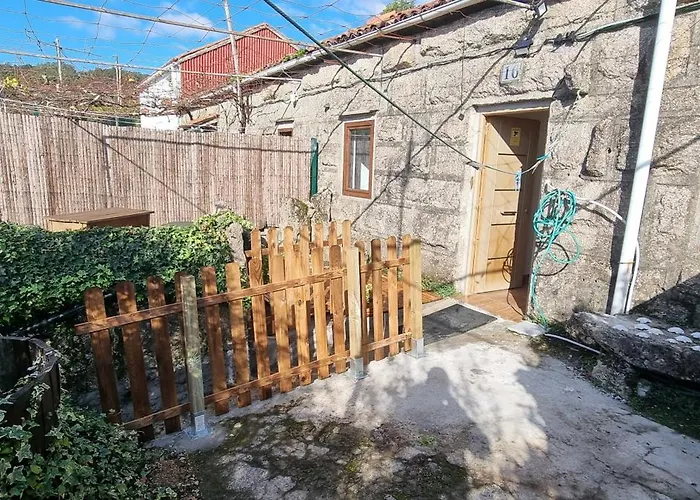 Tipica Casa De Piedra Santiago de Compostela